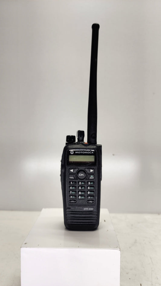 Motorola TRBO XPR6580 XPR 6580 806-941 MHz 1000 Ch ANALOG