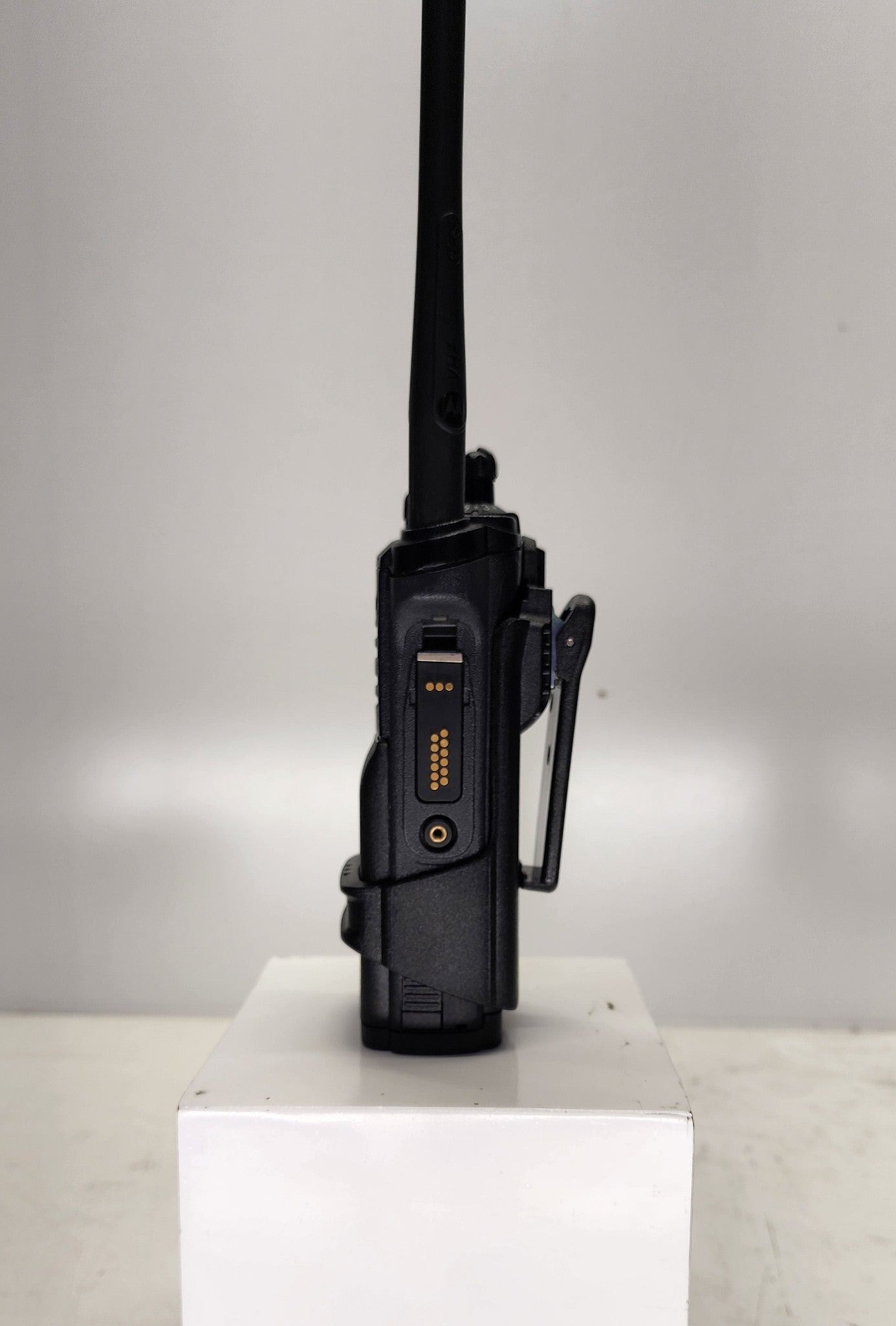 Motorola Portable APX6000 700/800 763-870 Mhz 96ch 3W M1.5
