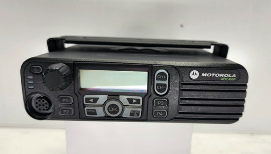 Motorola MotoTRBO XPR4550 UHF 403-470 Mhz 1000 CH Digital USED 25W