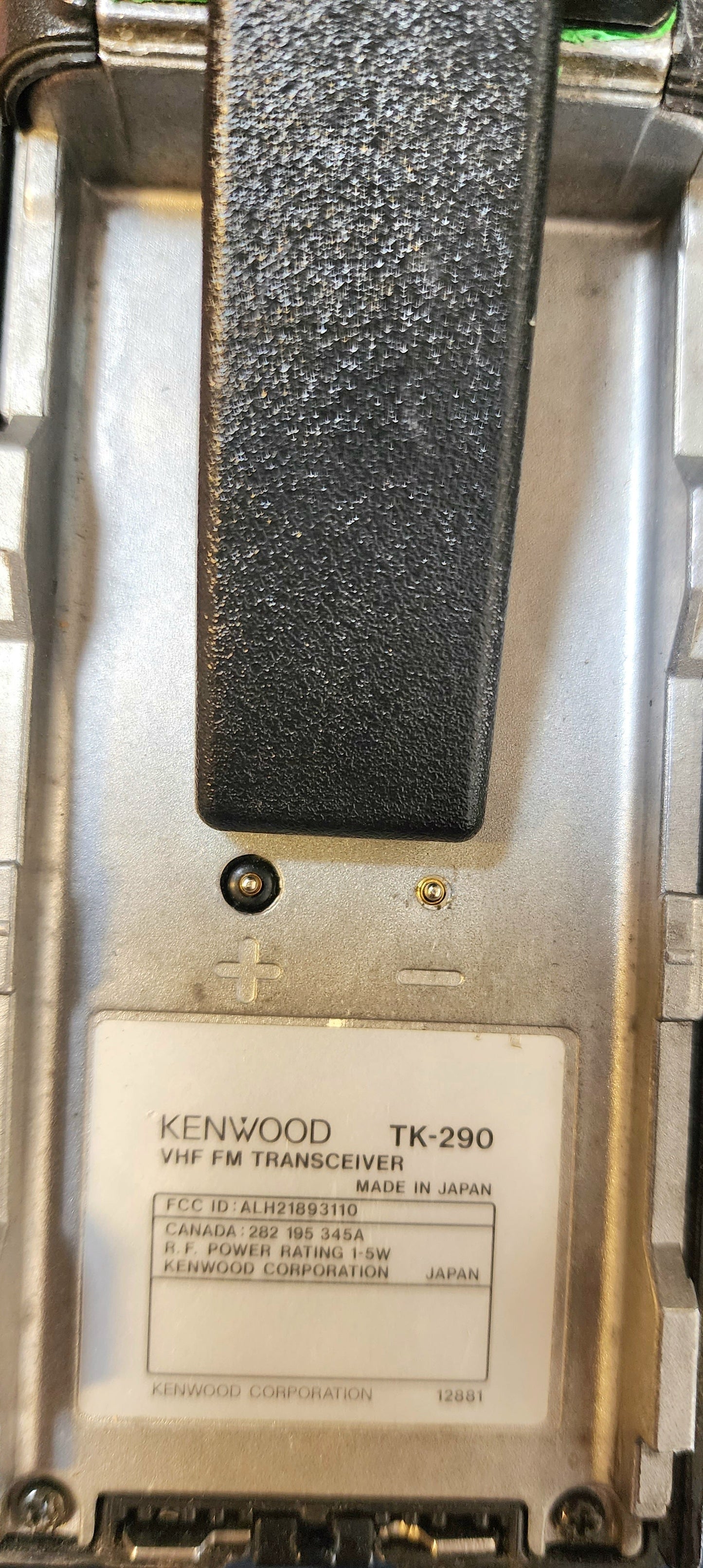 Kenwood TK290 TK-290 VHF 136-174 MHz 160 Channel 5 Watt (Portable Radio)