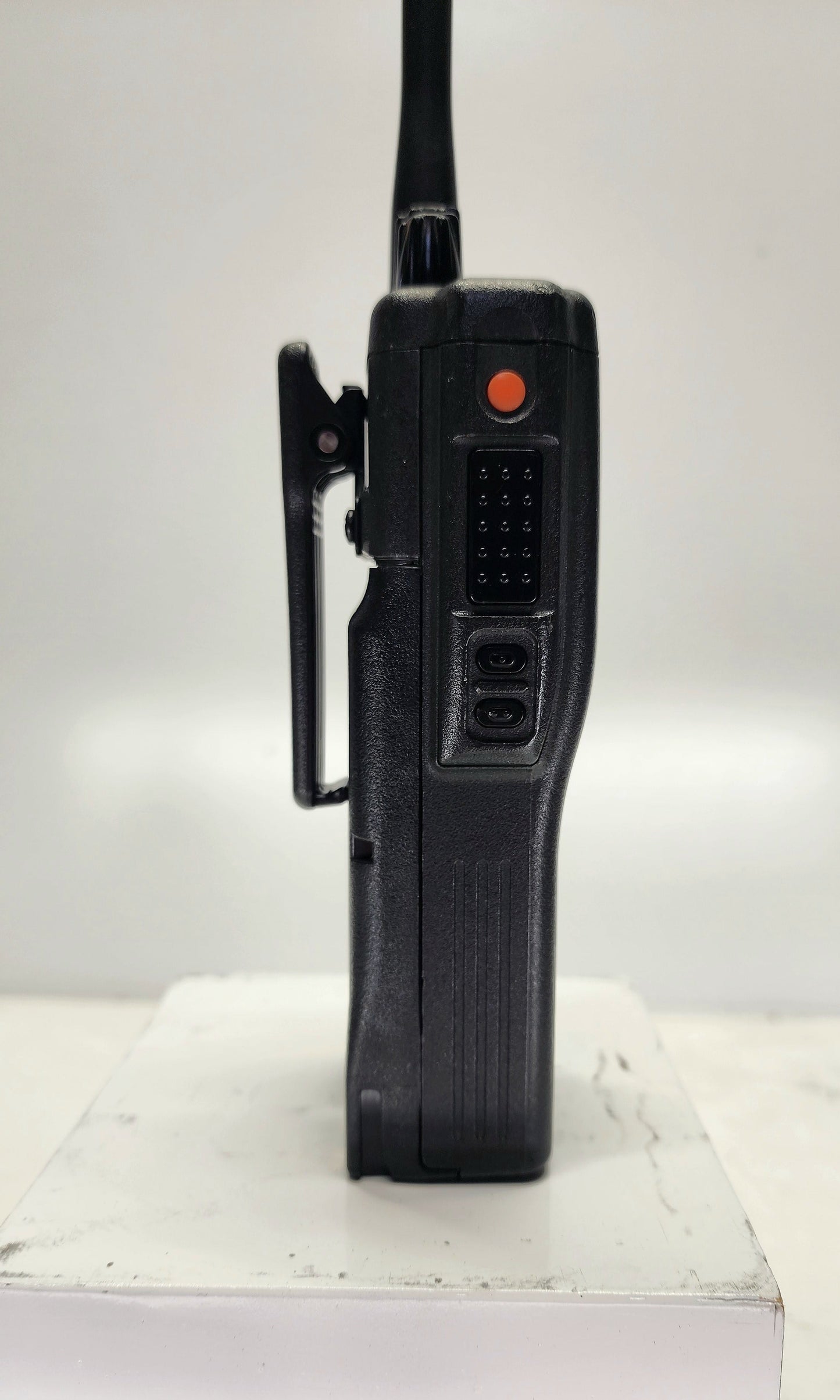 Kenwood TK290 TK-290 VHF 136-174 MHz 160 Channel 5 Watt (Portable Radio)