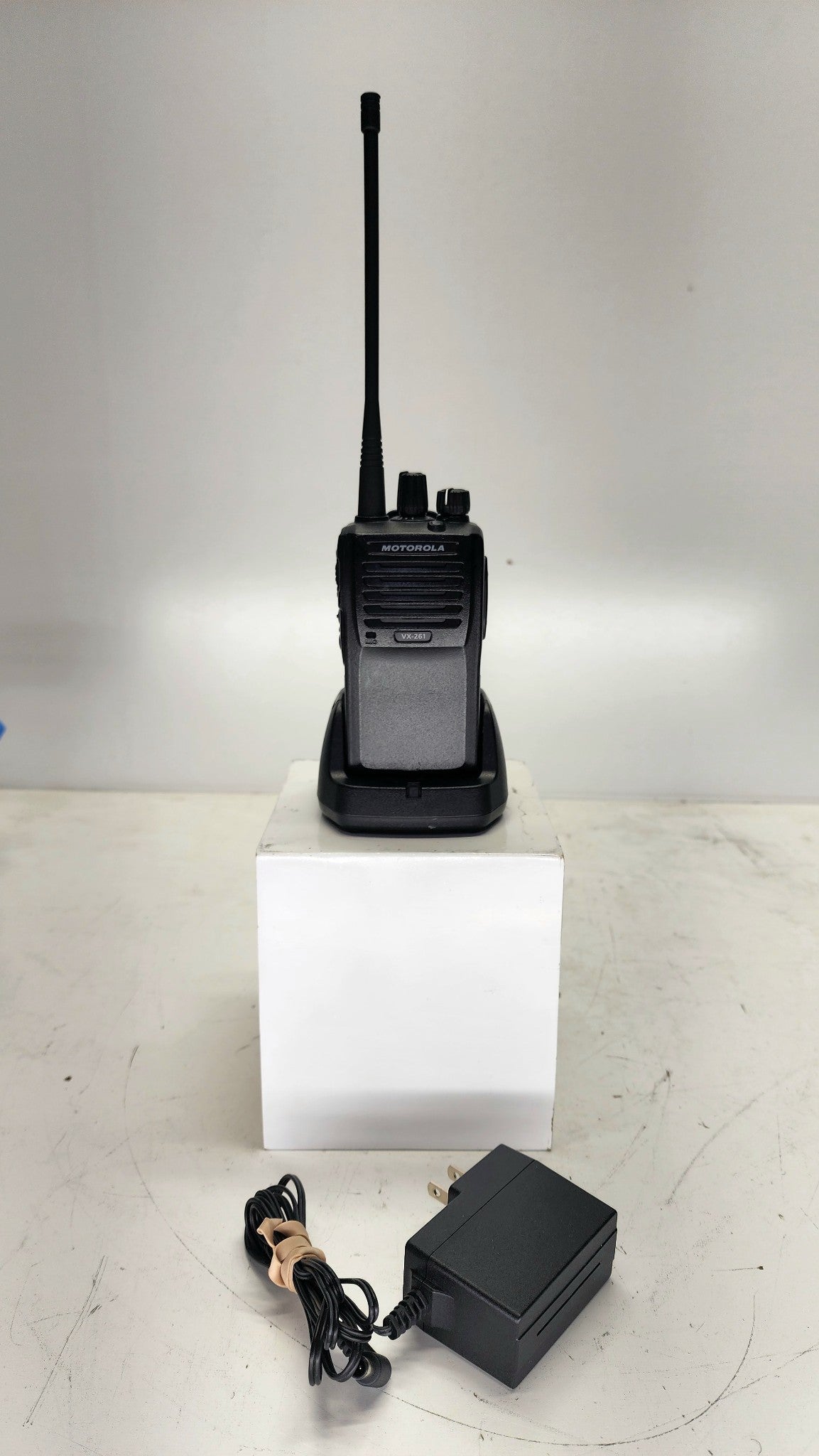 Vertex Portable VX-261-G7-5 UHF 450-512 Mhz 16ch 5W (Complete Kit)