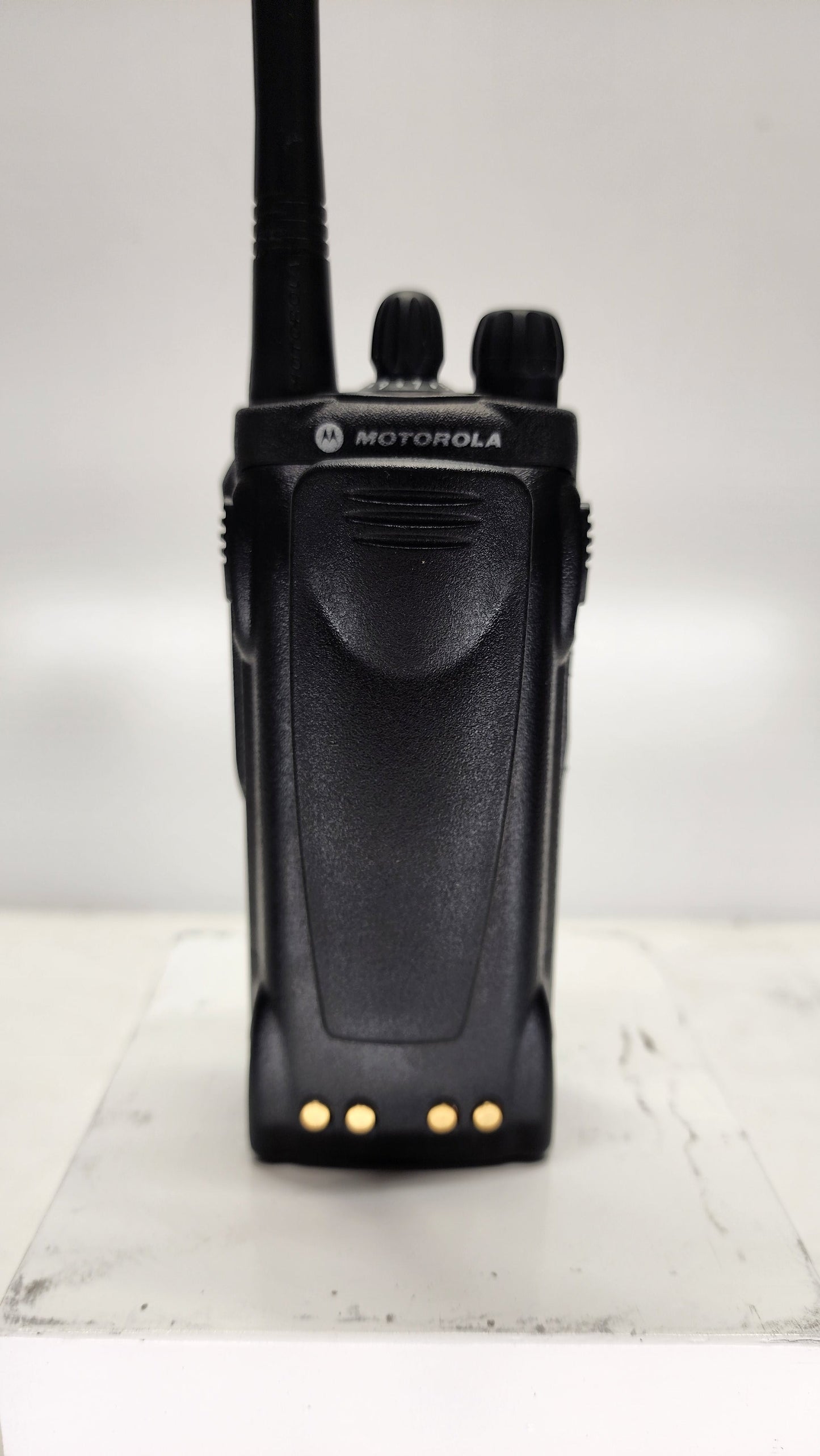 Motorola HT1250 VHF 136-174 Mhz 128 Ch Ltd Keypad AAH25KDF9AA5AN