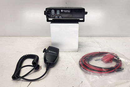 Motorola CM200 UHF 4 ch 40 Watts (438-470) Mhz AAM50RPC9AA1AN