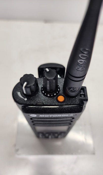 Motorola XPR7580 w/ 900MHz Antenna TRBO 2.5W 1000Ch (Capacity Max)