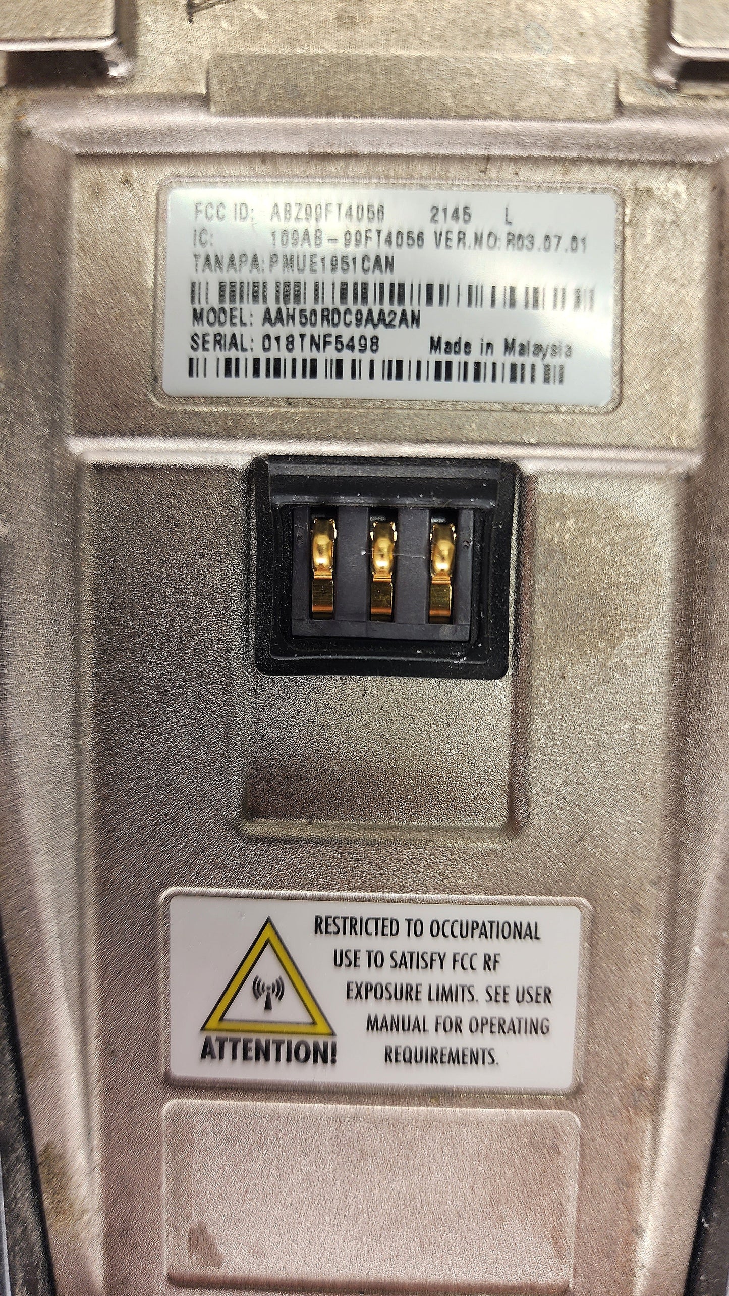 Motorola CP200 UHF Radio 16 Channels (438-470 Mhz)
