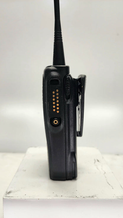 Motorola HT1250 LS+ UHF 32 Ch Radio 450-512MHz Full Keypad AAH25SDH9DP6AN