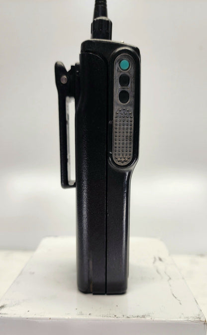 Motorola HT1000 UHF 16 Channel (403-470) Mhz 4 Watt Radio H01RDC9AA3DN