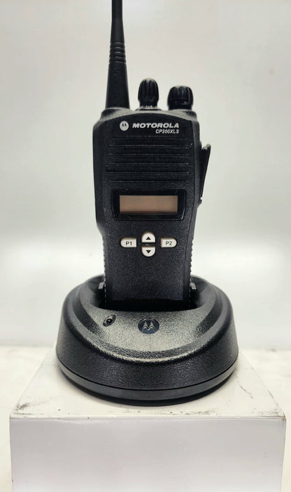 Motorola CP200 XLS CP200XLS, UHF 438-470 Mhz, 128ch LTR