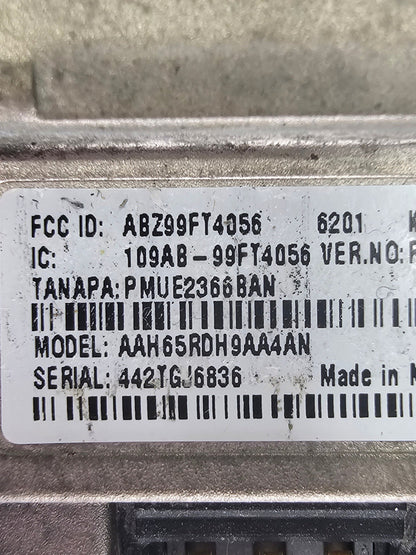 Motorola PR400 UHF Radio 64 CH 438-470 Display-Full Keypad CP200
