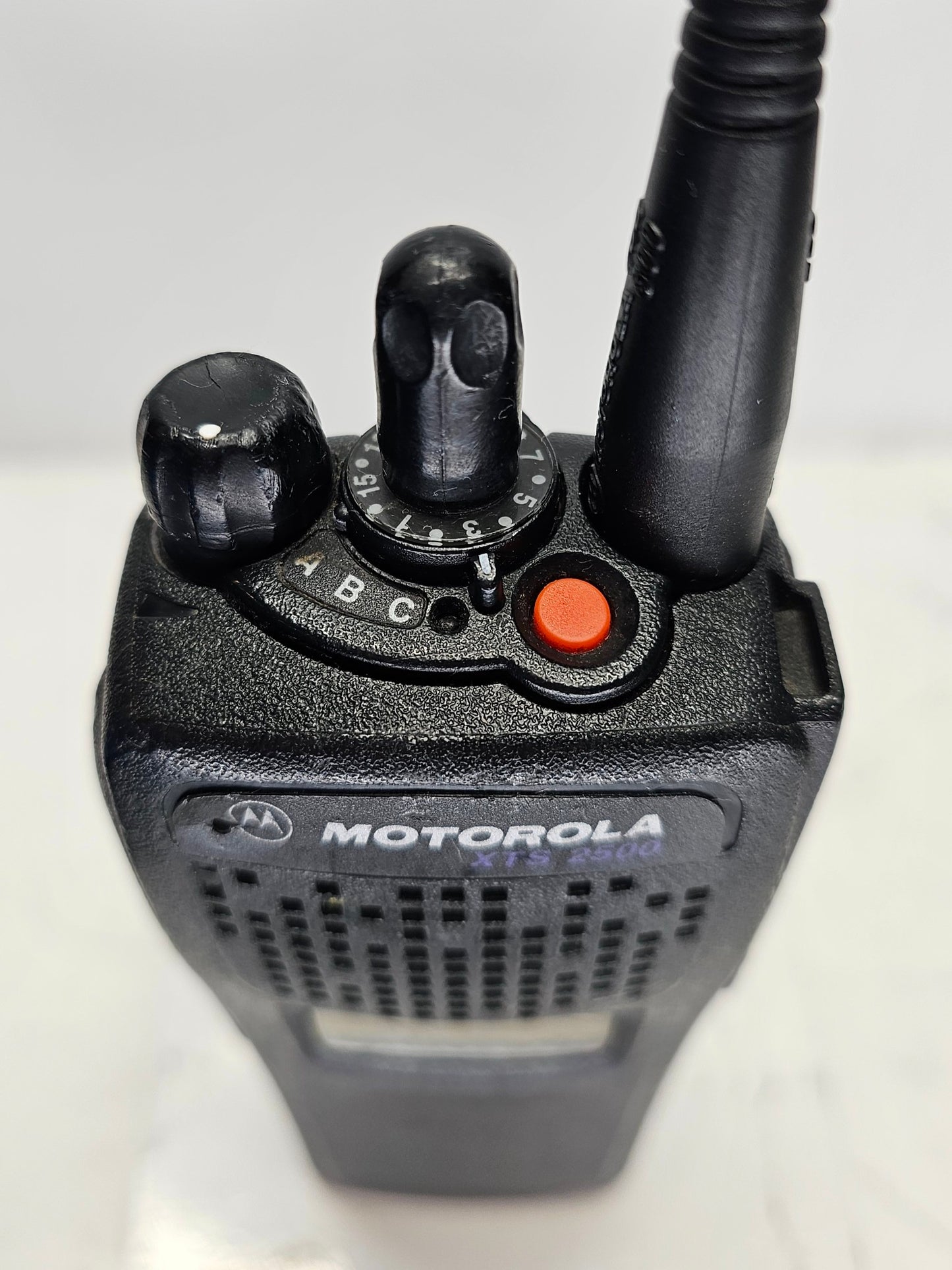 Motorola Portable XTS2500 700/800 764-870 Mhz 96ch 3W M1.5