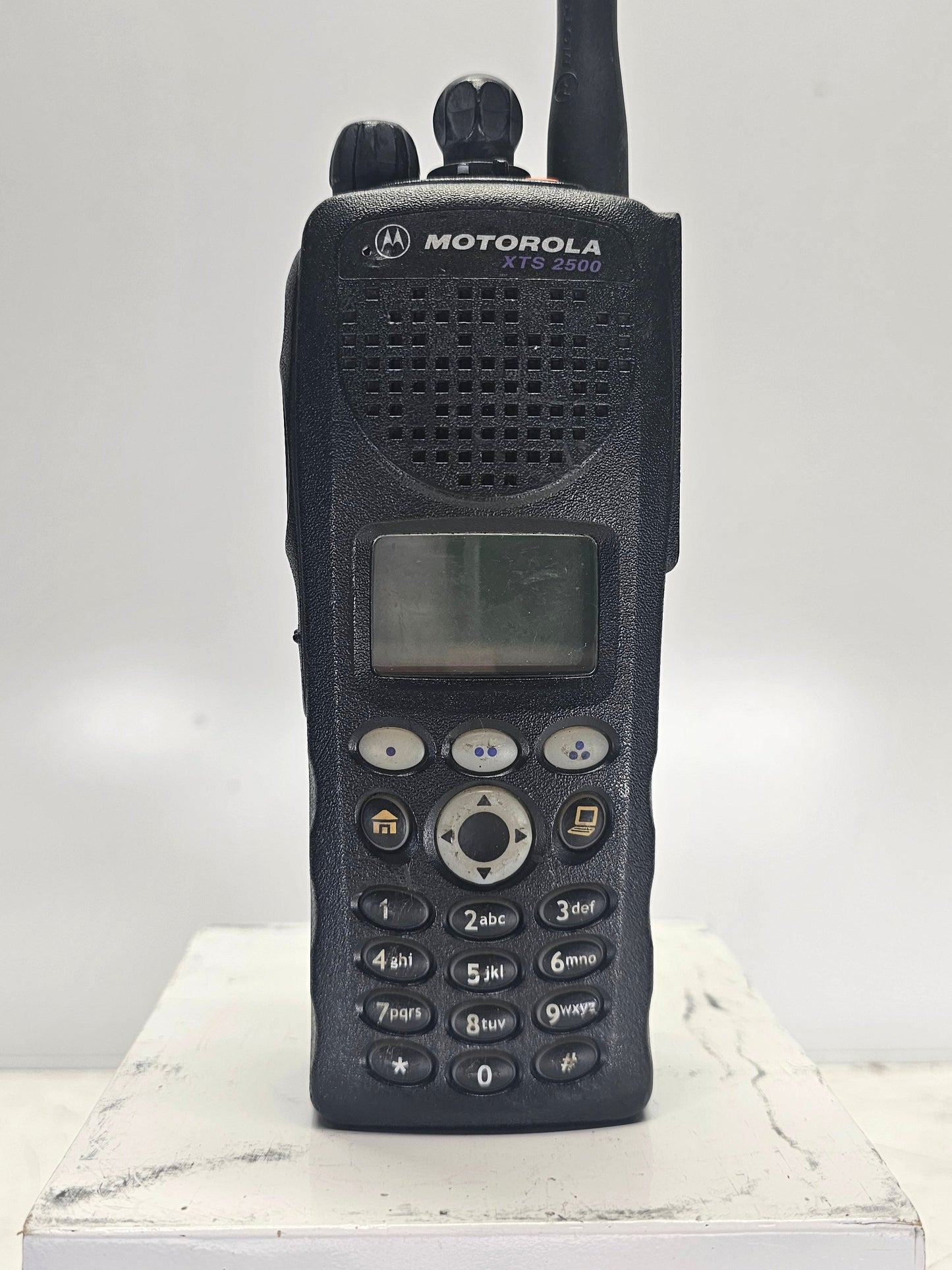 Motorola XTS2500 Model 3 VHF 136-174 P25 Smartzone H46KDH9PW7BN