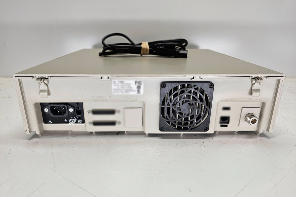 Motorola Mobile XTL5000 UHF 450-520 Mhz Consolette