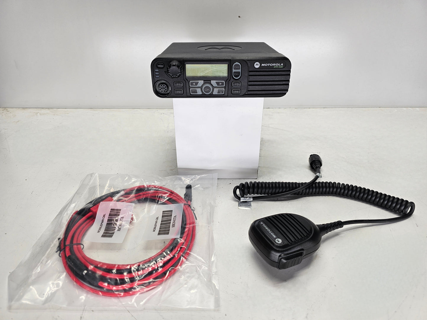 Motorola MotoTRBO XPR4580 XPR 4580 800/900 Mhz 160 CH 35W SMARTNET Mobile