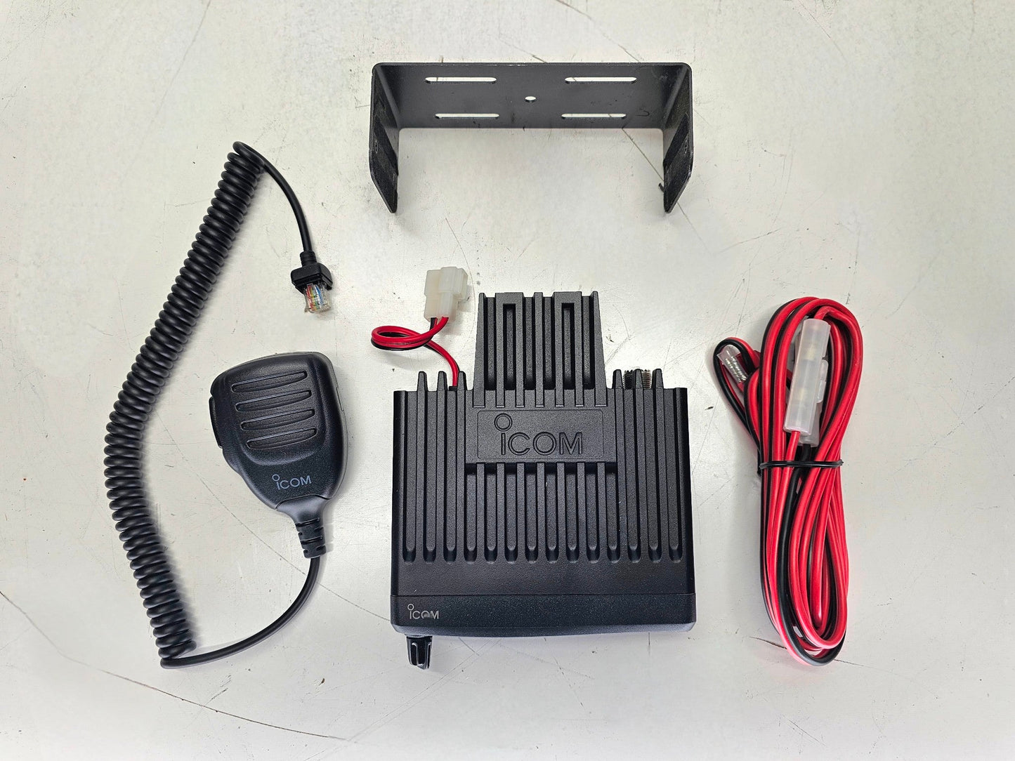 Icom IC-F6011 UHF (400-470) MHz 8 Channels 45W HAM (Complete Kit)