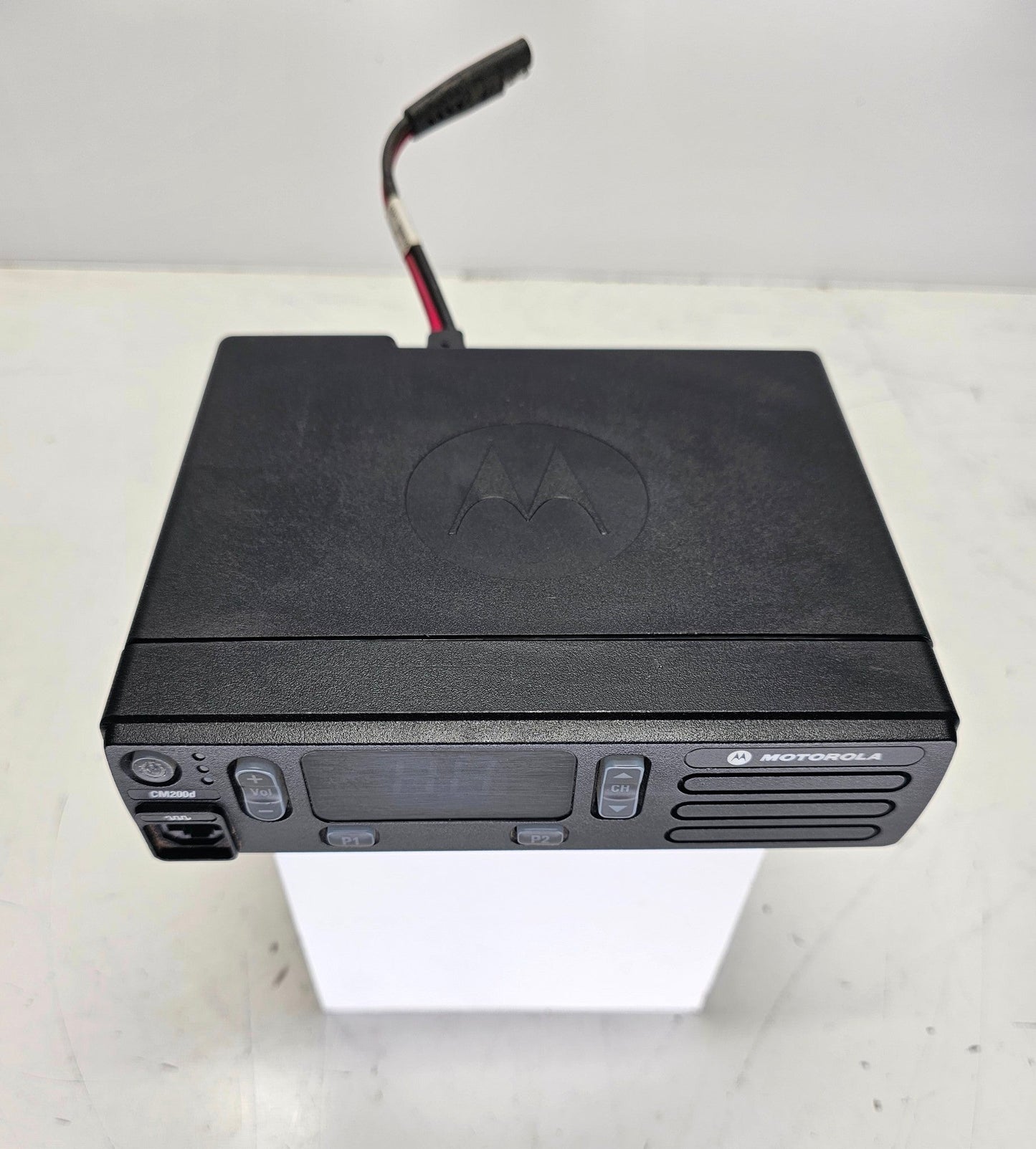 Motorola MOTOTRBO CM200d ANALOG 45W VHF 136-174MHz Digital Mobile Radio