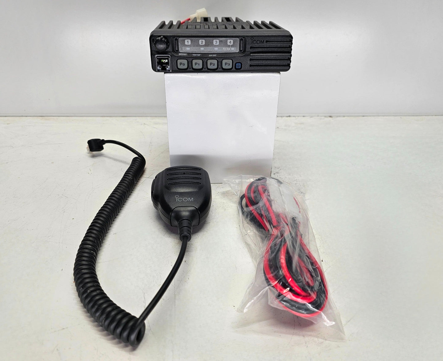 Icom IC-F221s ICF221s UHF 440-490 MHz 45 Watt 8 Channels HAM (Complete Kit)