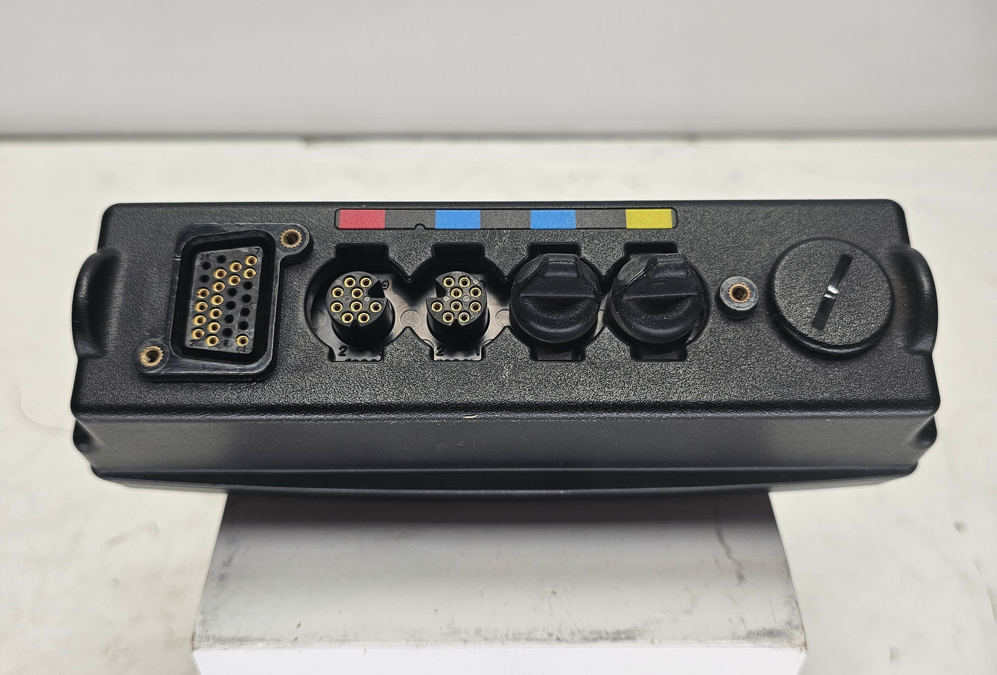 Motorola XTL2500 700/800MHz Mobile Radio (35W) - Remote Mount