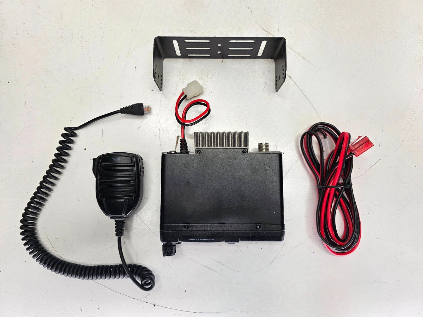 Vertex VX-2100 VX2100 G7-45 UHF 450-512 MHz 8 ch 45W (Complete Kit)