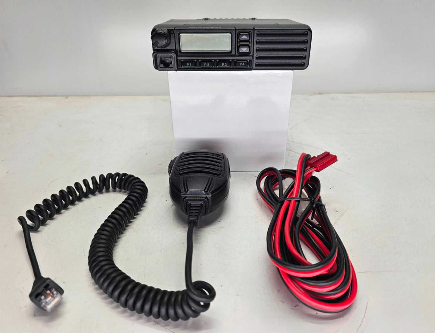 Vertex VX-2200-G7-25 VX2200 UHF 450-490 MHz 128 ch 25W (Complete Kit)