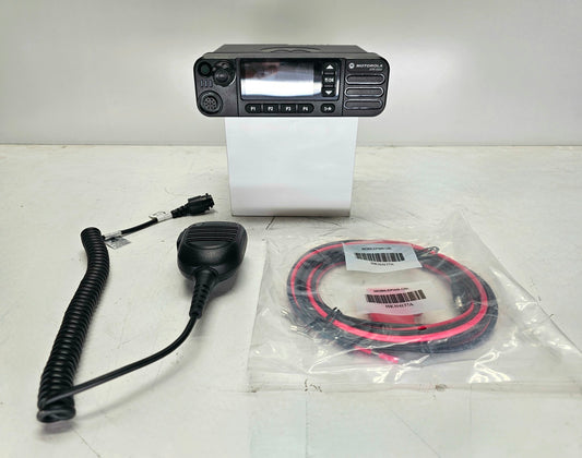 Motorola MotoTRBO XPR5550 UHF 403 - 470 MHz 40W 1000 Channel (Complete Kit)