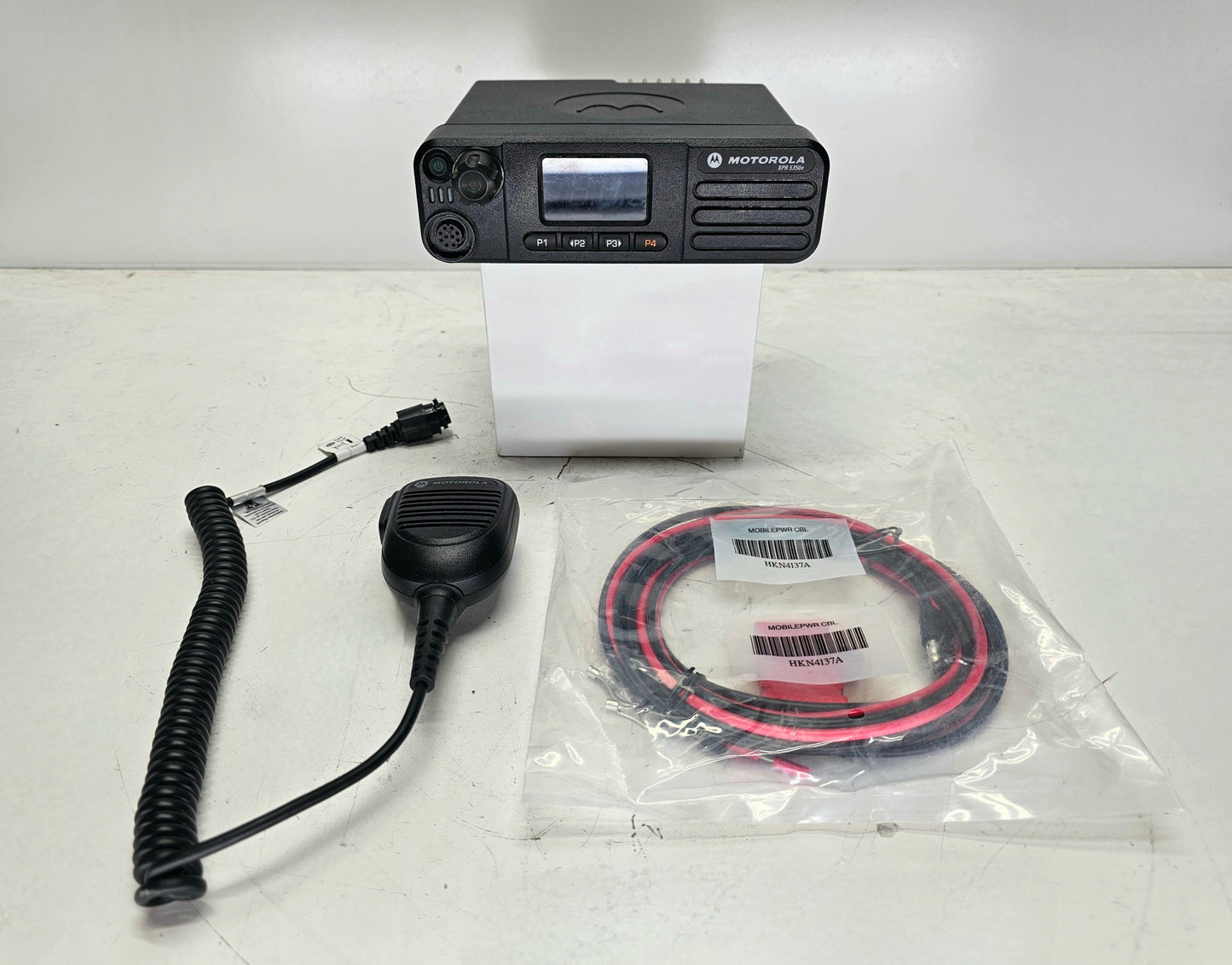 Motorola TRBO XPR5350e UHF 403-470MHz 32 Channel 25W Digital (Complete Kit)