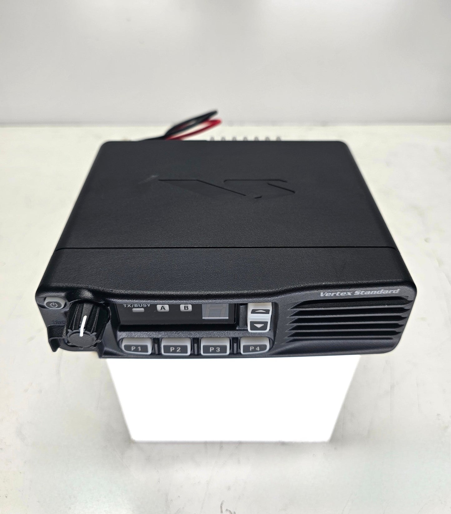 Vertex VX-4500-G7-45 VX4500 UHF (450-512MHz) 8 Channels 45 Watt (Complete Kit)