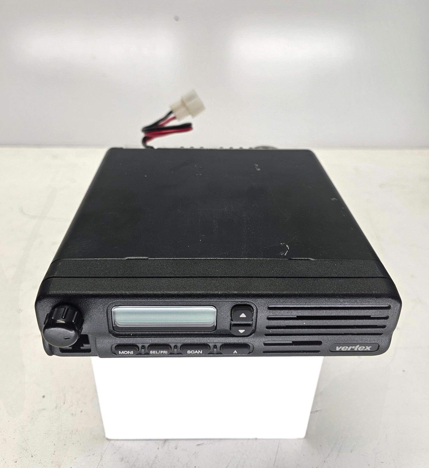 Vertex VX-3000U VX3000U UHF 450-490 MHz 48 Ch 40 Watts (Complete Kit)