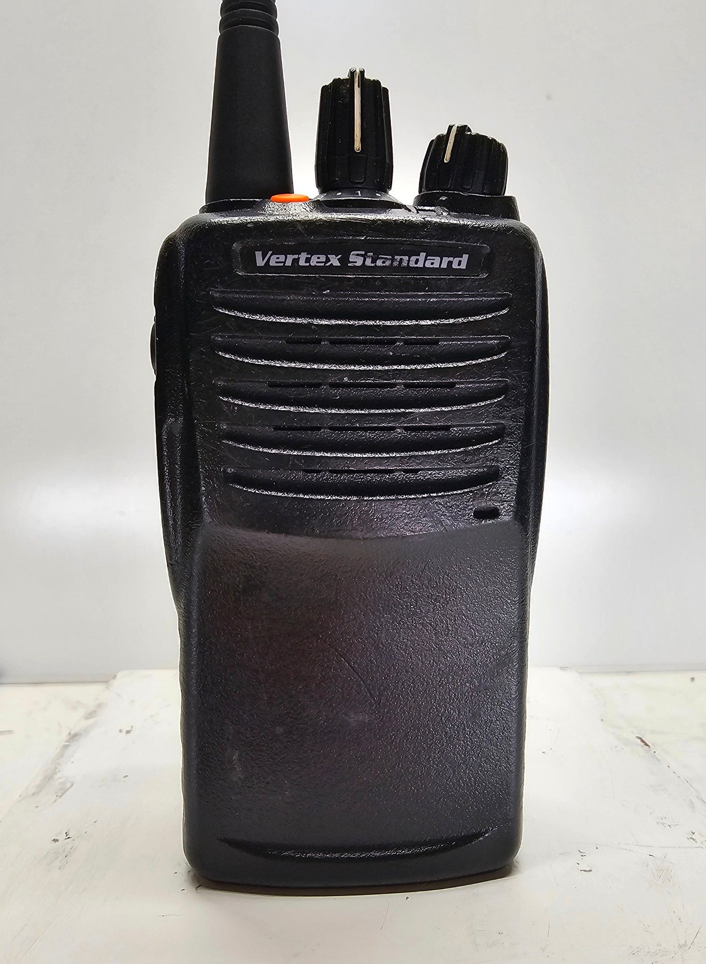 Vertex VX451 VX-451-G7-5 UHF (450-512MHz) 32 Channel 5 Watt (Complete Kit)