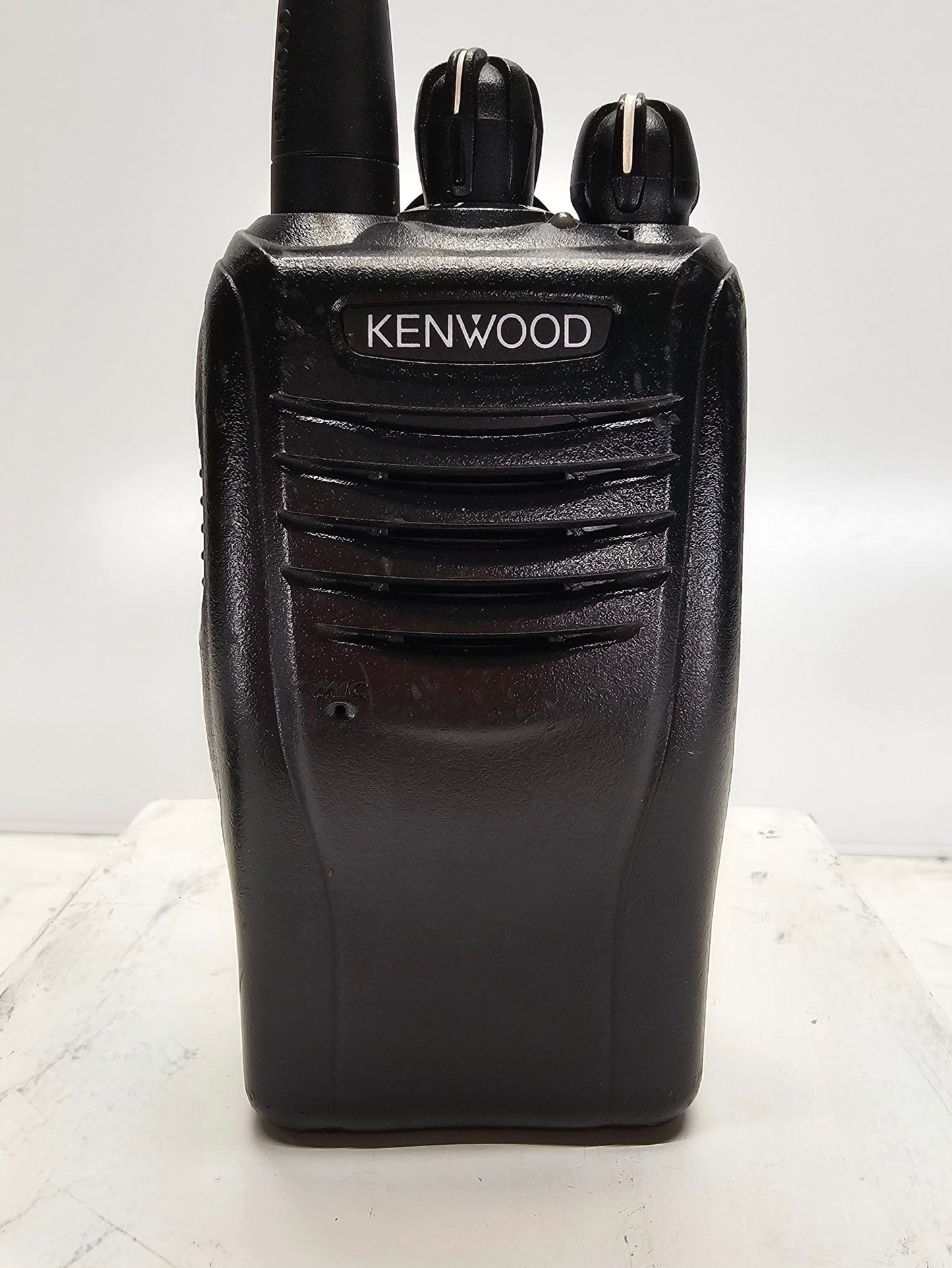 Kenwood TK-3360 TK3360 UHF 450-520 MHz 5 Watt 16 Channel (Complete Kit)