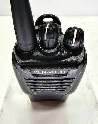 Kenwood TK-3360 TK3360 UHF 450-520 MHz 5 Watt 16 Channel (Complete Kit)