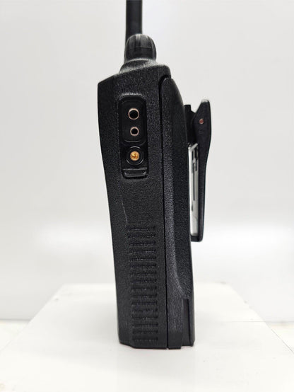 Motorola CP150 VHF 146-174MHz 4 Channel 2 Watt Radio (Complete Kit)
