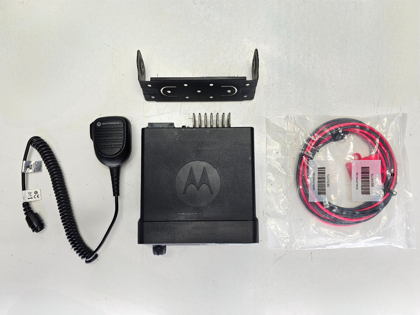 Motorola MotoTRBO XPR 4500 UHF 403-470 MHz 160 Channel 25 Watt (Complete Kit)