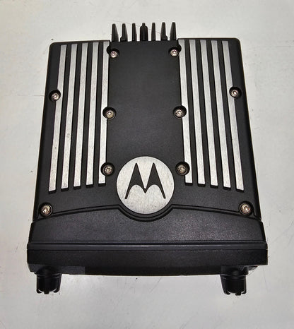 Motorola XTL2500 P25 Digital 700/800 Mhz Dash Mount 800ch (35W)