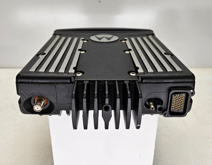 Motorola XTL2500 P25 Digital 700/800 Mhz Dash Mount 800ch (35W)