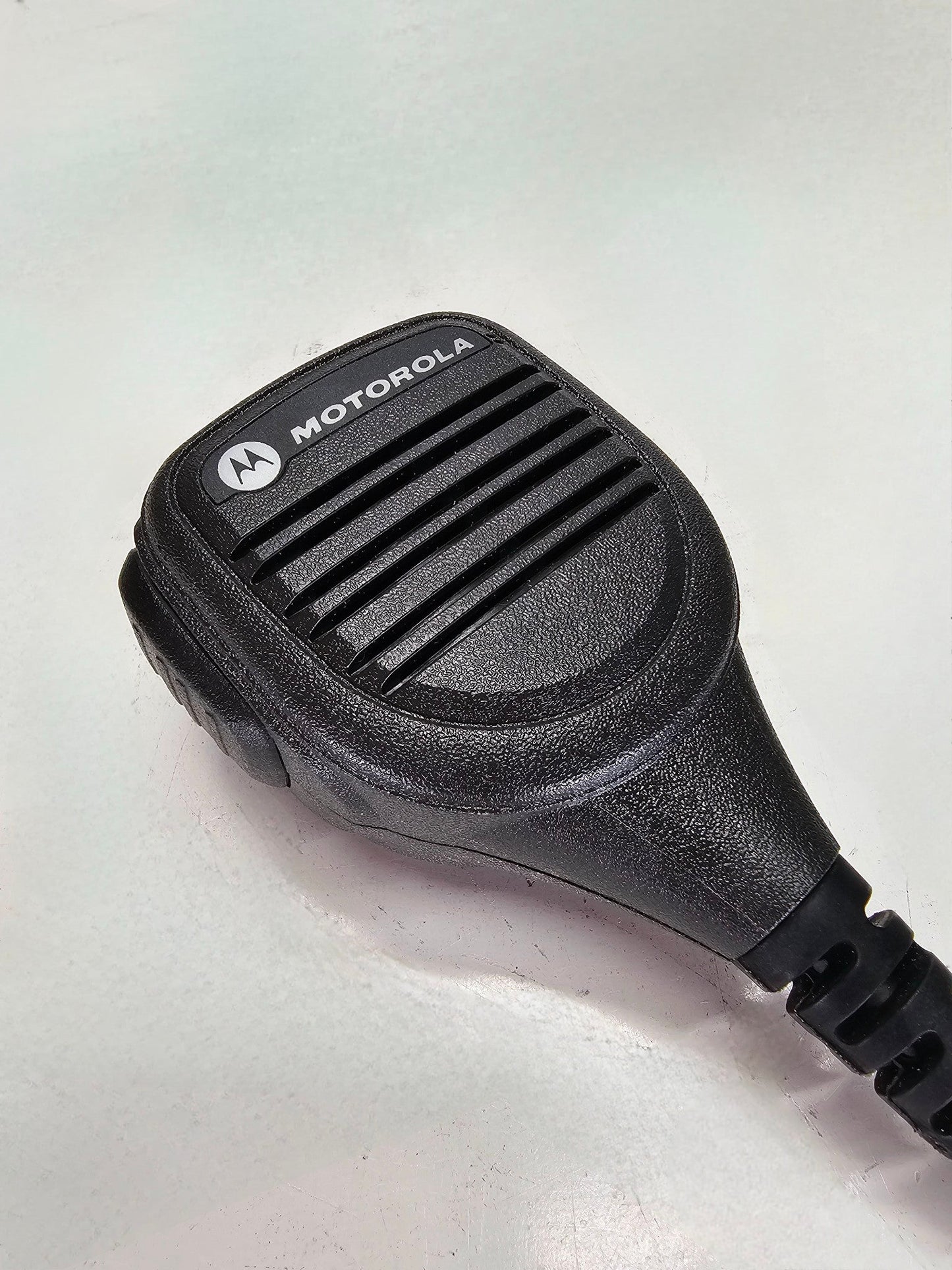 Motorola MotoTRBO Speaker Mic PMMN4025A (APX4000, XPR6000, XPR7000)