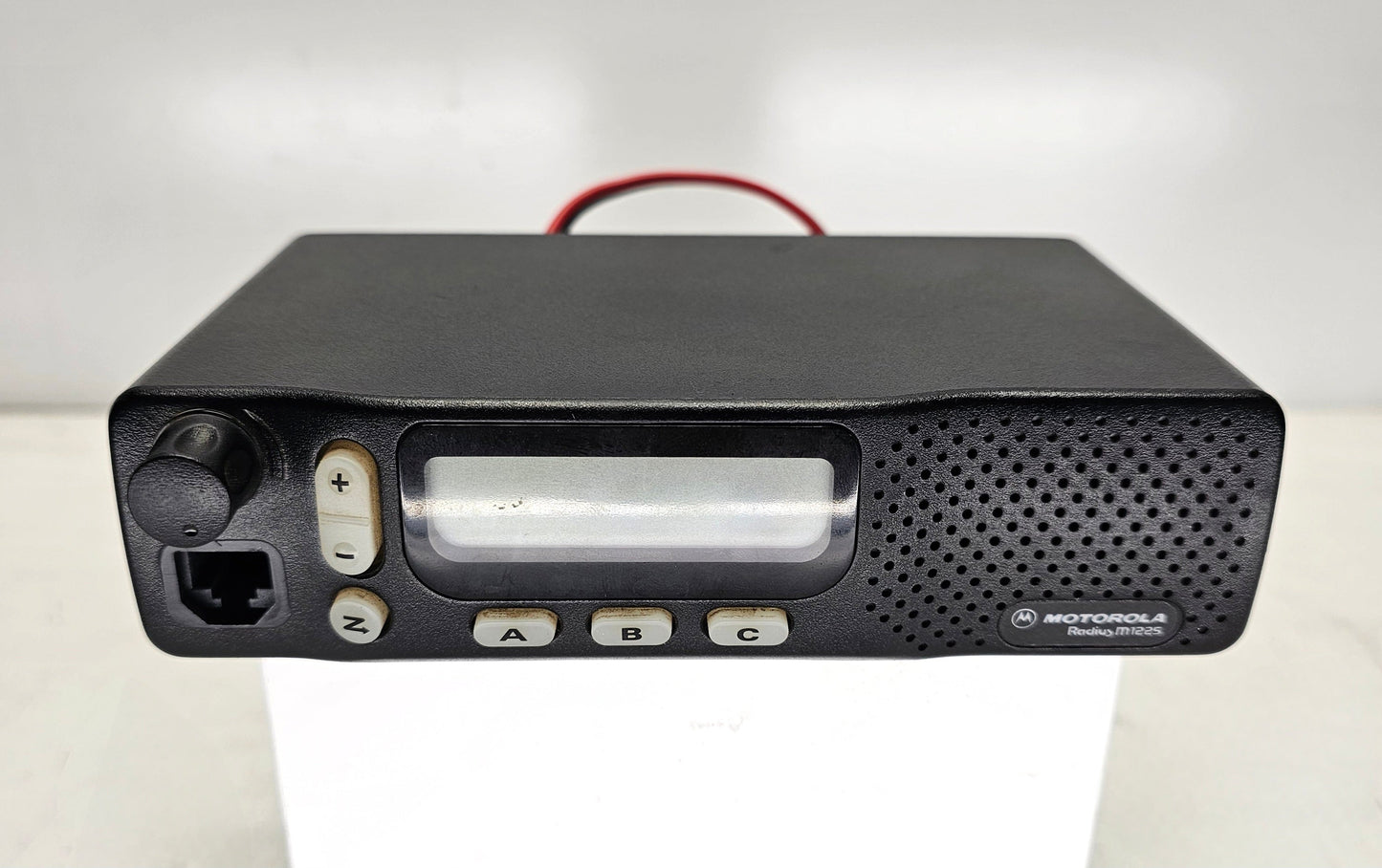 Motorola M1225 VHF 150-174 MHz 20 Channel 45 Watt (Complete Kit)