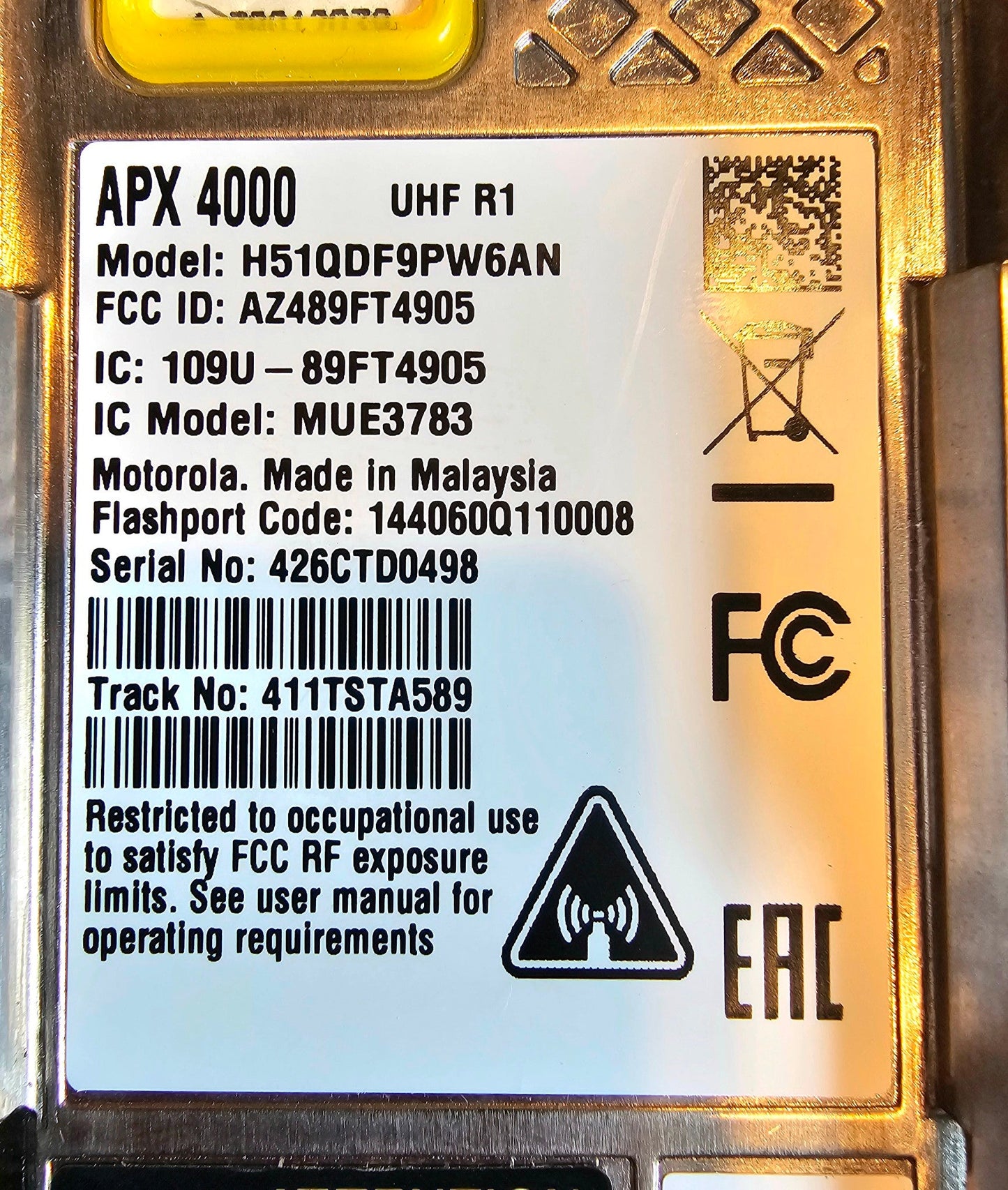 Motorola APX 4000 APX4000 UHF R1 (380-470 MHz) Model 2 512 Ch 5W Dual Knob