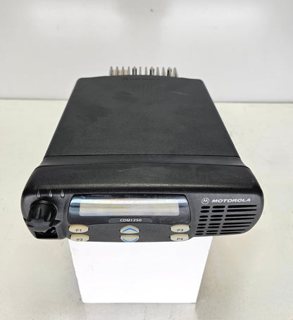 Motorola CDM1250 Lowband VHF 36-42 MHz 64 Channel 60 Watt (Complete Kit)