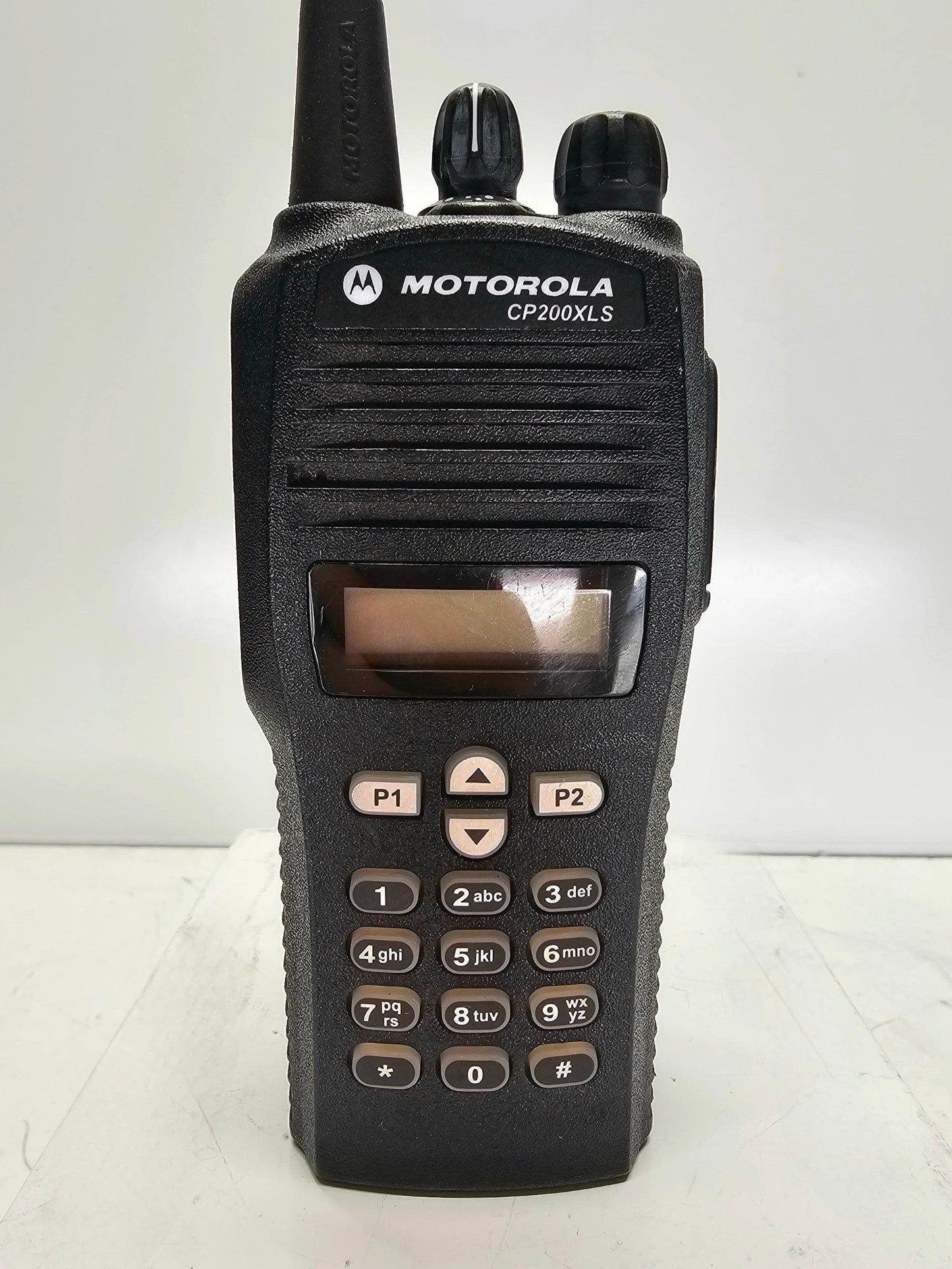 Motorola CP200 XLS UHF 438-470 MHz 128 Channel 4 Watt FULL KEYPAD (Complete Kit)