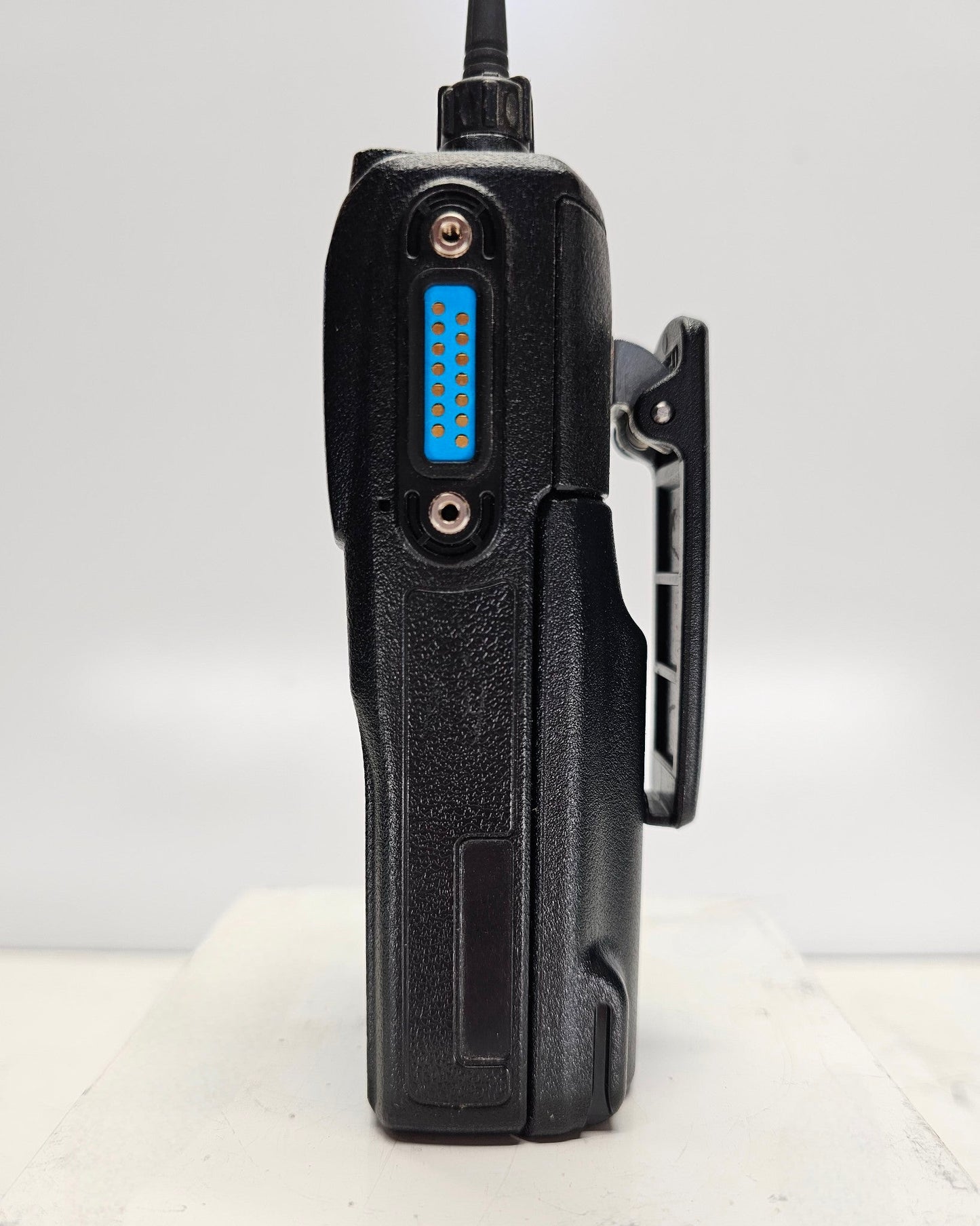 Vertex VX-924 VX924 G7-5 UHF 450-512 MHz 512 Channel 5 Watt (Complete Kit)