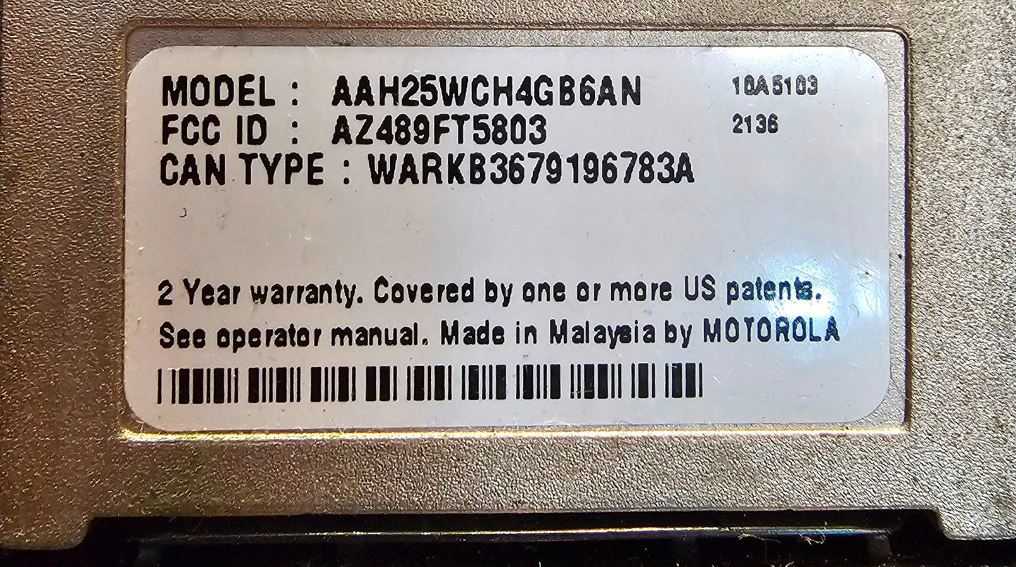 Motorola MTX9250 900 MHz 160 Channel 2.5 Watt Radio (Complete Kit)