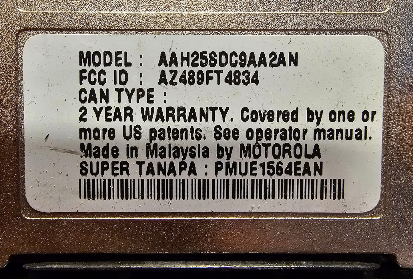Motorola HT750 UHF 450-512 MHz 4 Channel 4 Watt (Complete Kit)