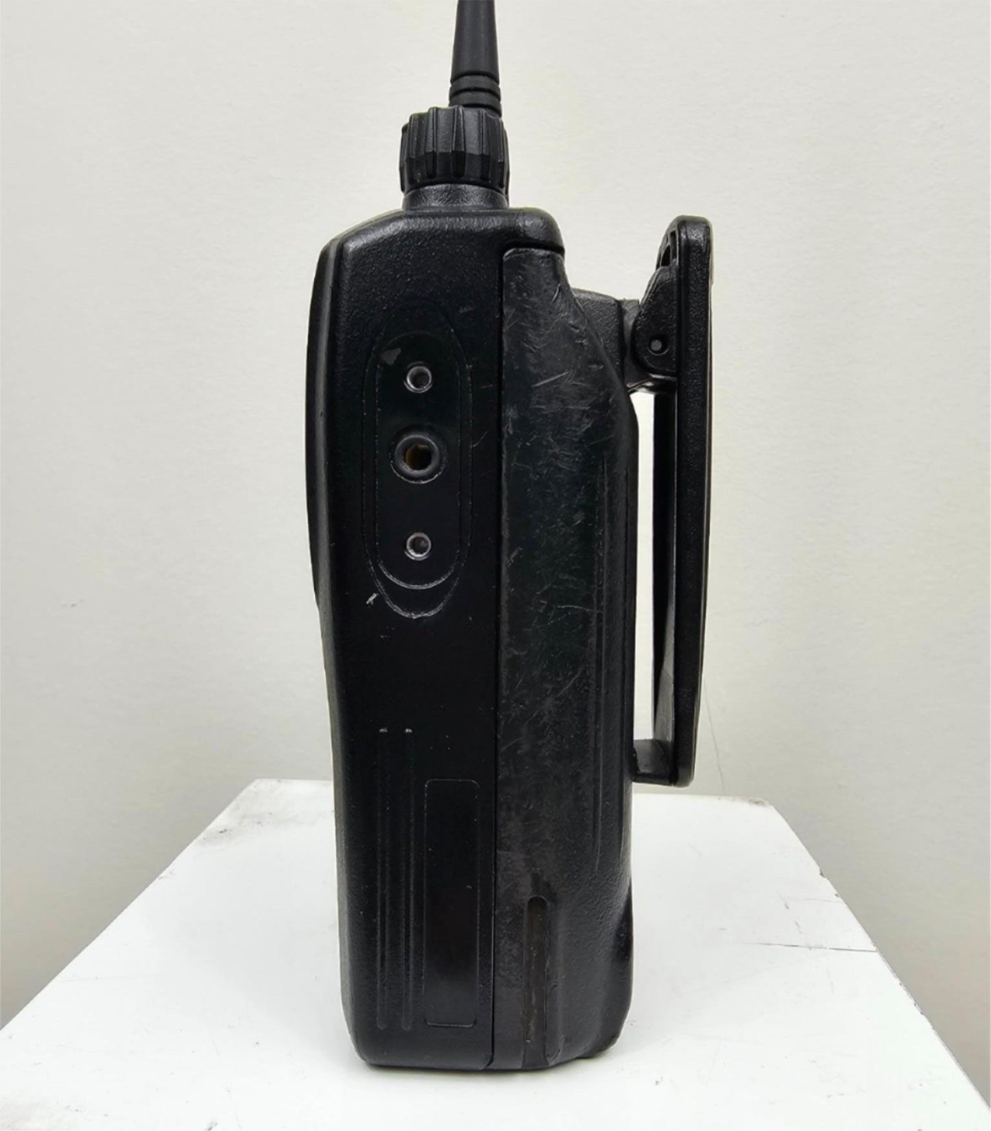 Vertex EVX-261-G7-5 UHF 450-512 MHz 16 Channel 5 Watt Digital Radio