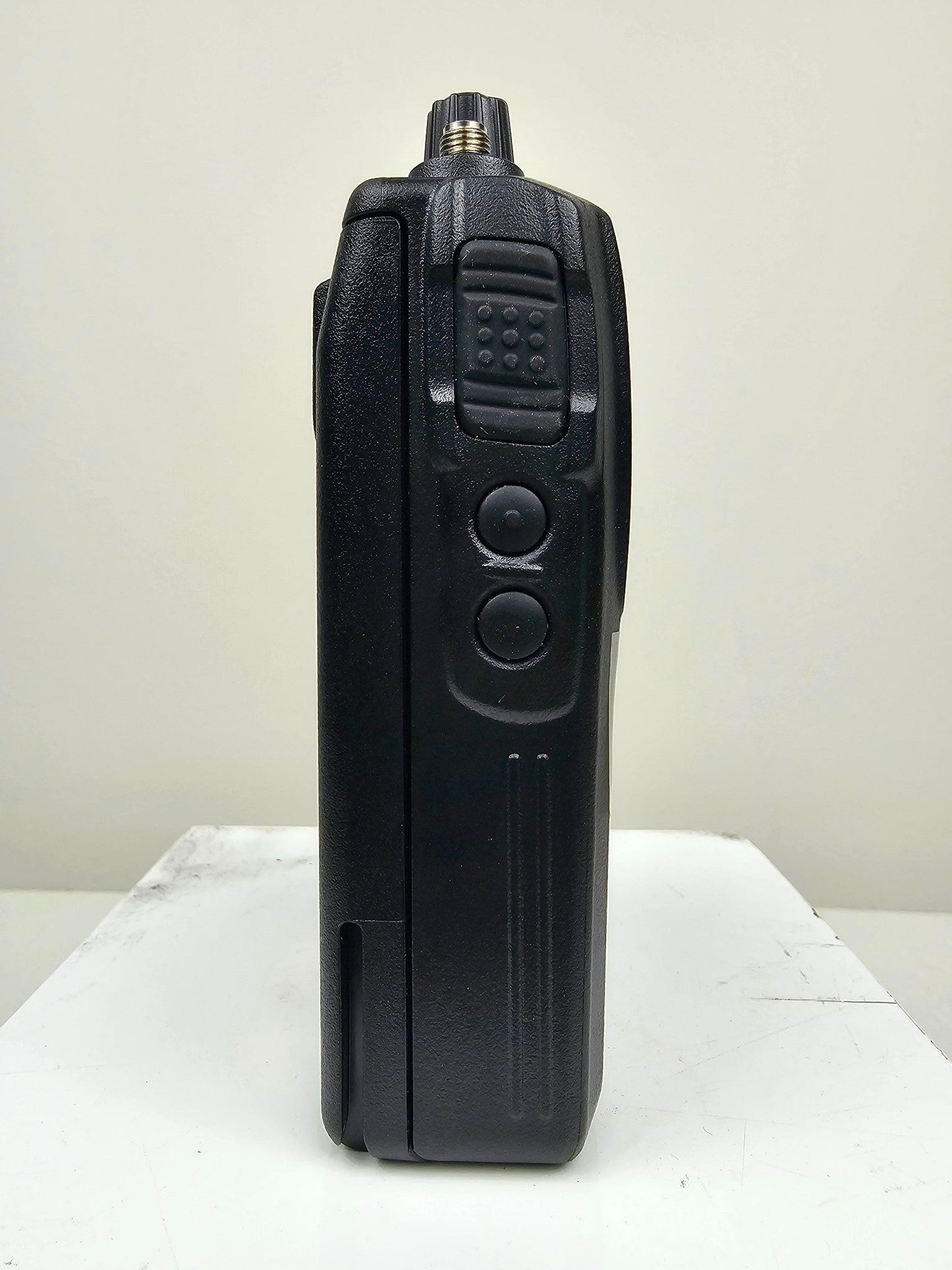 (NEW) Vertex VX-264-G6-5 UHF 403-470 MHz 128 channel 5 Watt (Complete Kit)