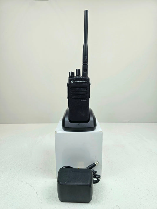 Motorola MotoTRBO XPR3300E VHF 136-174 MHz 16 Channel 5 Watt UL RATED