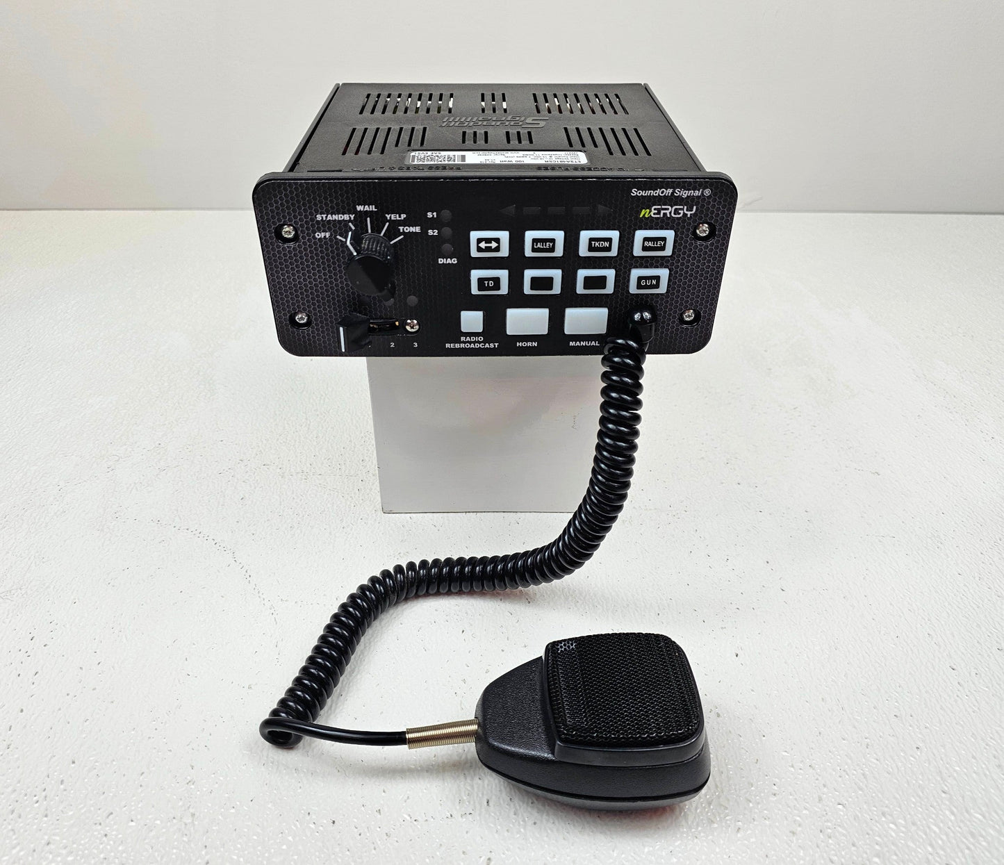 SoundOff Signal nERGY 400 Series Multi Function Siren with Knob Control