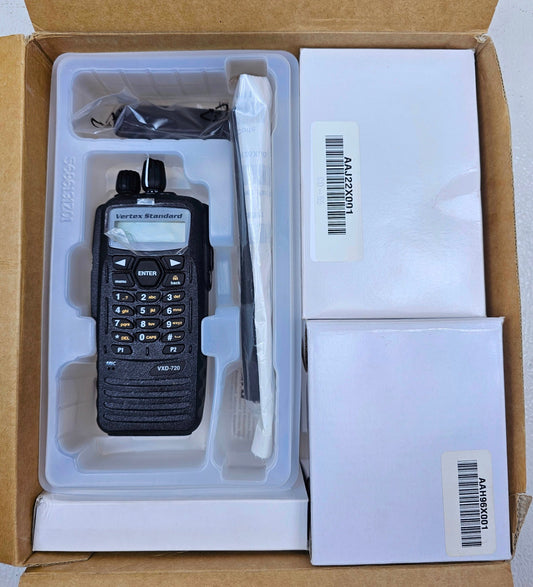 (NEW) Vertex VXD-720-G7B-4 UHF 450-512 MHz 512 channel 4 Watt Digital Radio