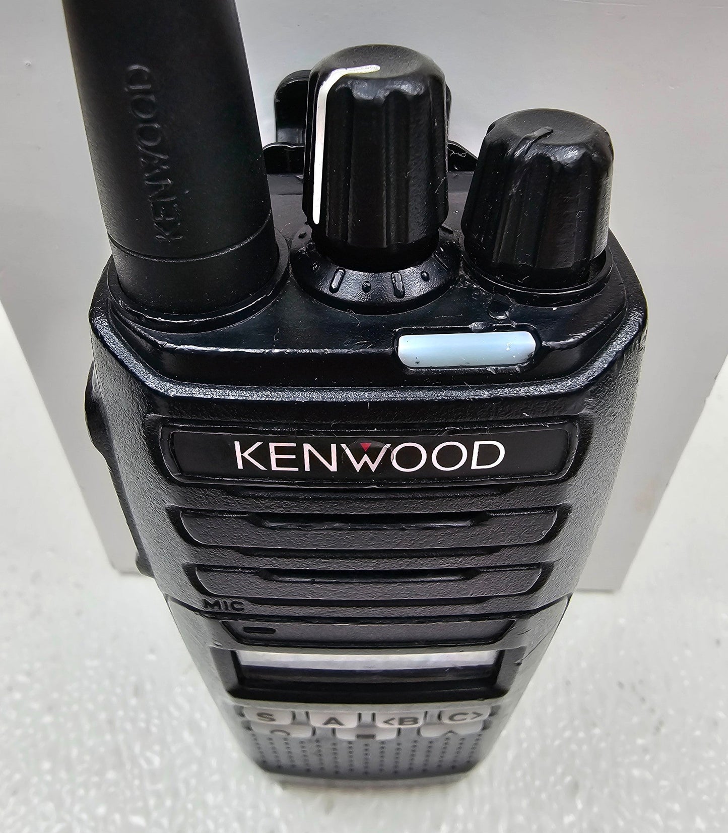 Kenwood NX-1300NUK2 UHF 450-512 MHz 260 Channel 5 Watt (NXDN and Analog Radio)