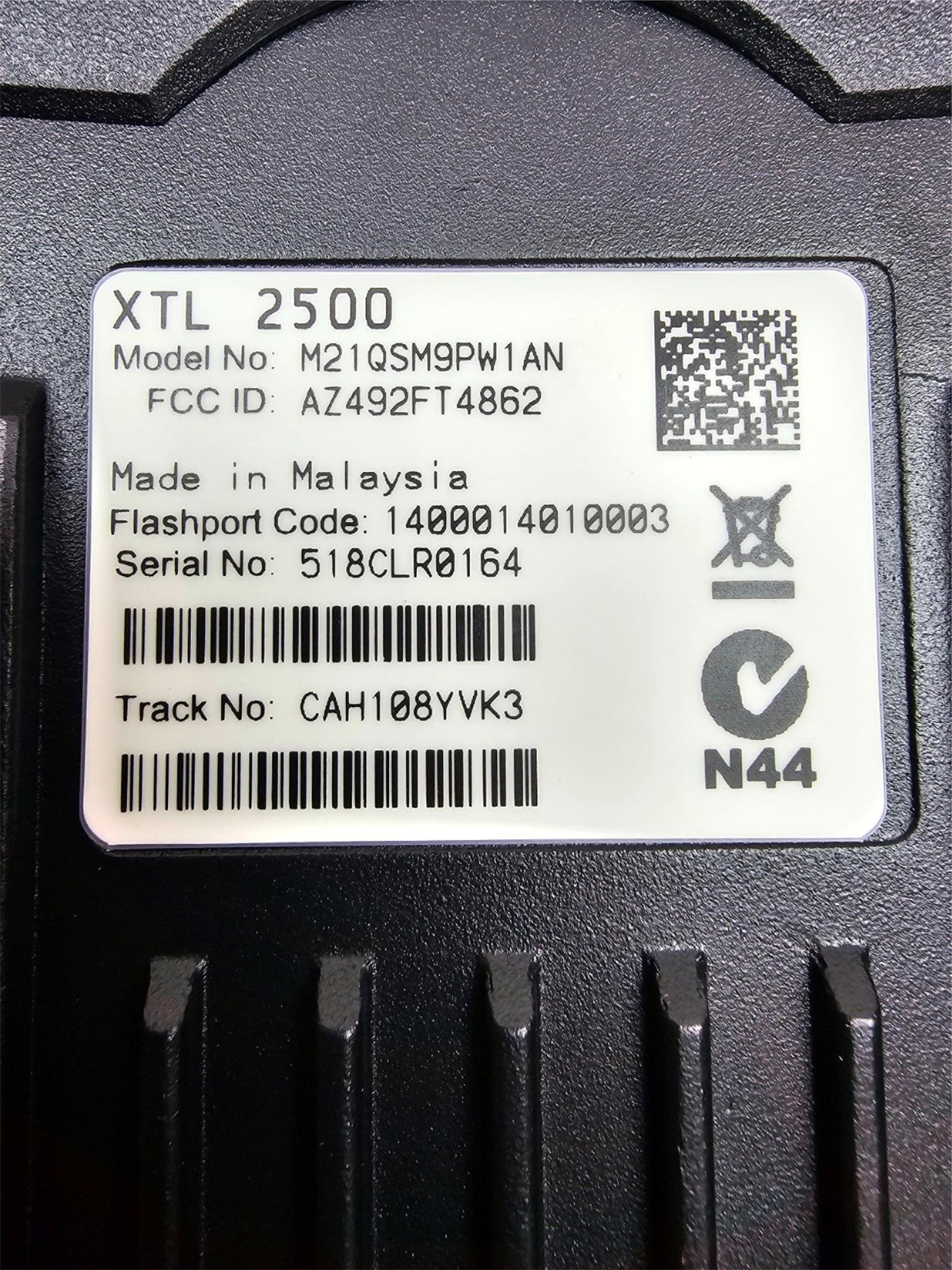 (NEW) Motorola XTL2500 P25 Digital UHF 380-470 MHz 40 Watt w/ New Power Supply